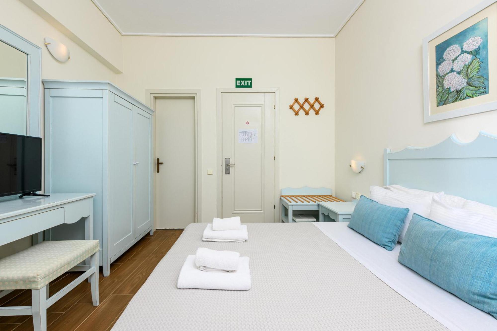Hotel Timoleon Limenas  Exterior photo